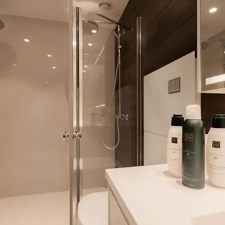 Vindlys Luxury Penthouse アパート *