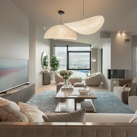 Northstay - Vindlys Luxury L Penthouse L Center Тромсё