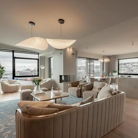 Northstay - Vindlys Luxury L Penthouse L Center 아파트 트롬쇠