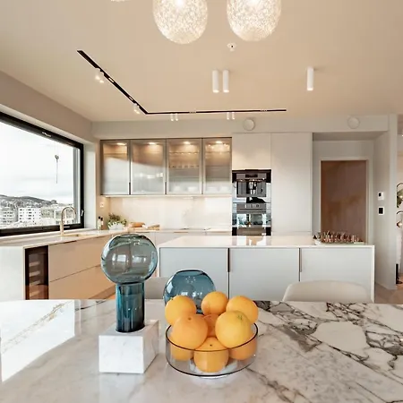 Vindlys Luxury Penthouse アパート *