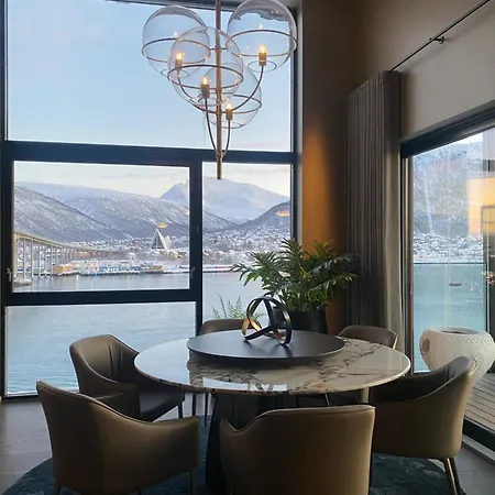 アパート Vindlys Luxury Penthouse *