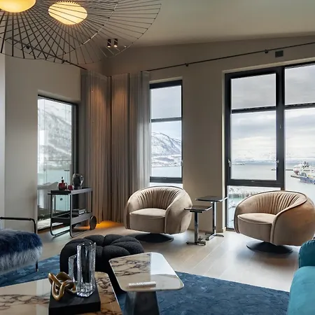 아파트 Northstay - Vindlys Luxury L Penthouse L Center 트롬쇠