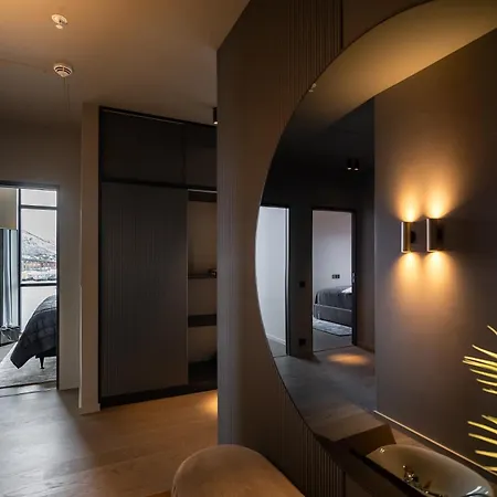 Vindlys Luxury Penthouse アパート *