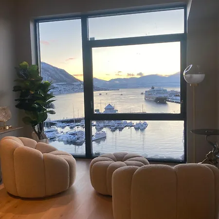 Northstay - Vindlys Luxury L Penthouse L Center 트롬쇠