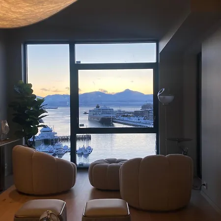Northstay - Vindlys Luxury L Penthouse L Center *