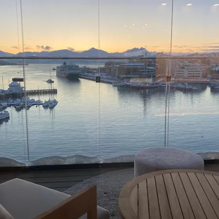 Vindlys Luxury Penthouse Apartament *