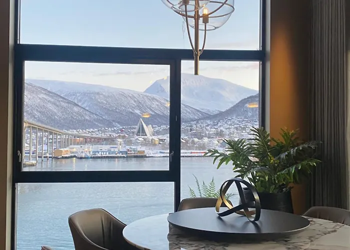 Lägenhet Northstay - Vindlys Luxury L Penthouse Apartments L City Center Tromsø