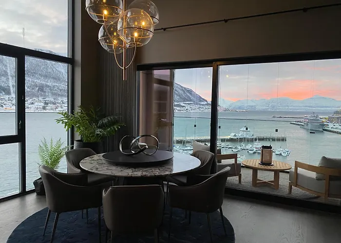 Northstay - Vindlys Luxury L Penthouse Apartments L City Center *