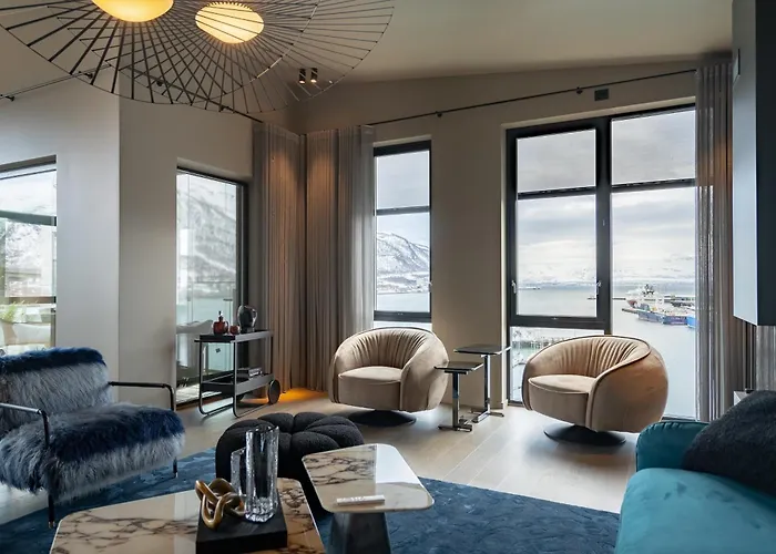 아파트 Northstay - Vindlys Luxury L Penthouse Apartments L City Center 트롬쇠