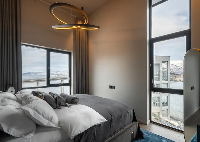 Northstay - Vindlys Luxury L Penthouse Apartments L City Center * 트롬쇠