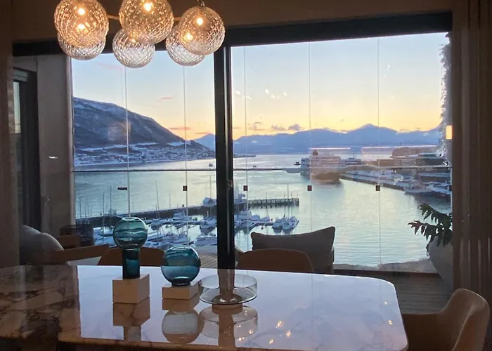 Northstay - Vindlys Luxury L Penthouse L Center Τρόμσο