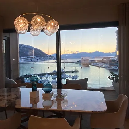 Northstay - Vindlys Luxury L Penthouse L Center Tromsø